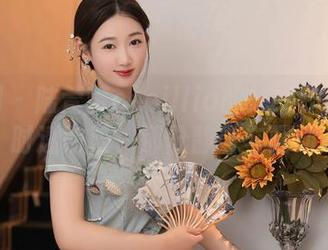 秀人网 – 陆萱萱cecillia的妹妹作品分享，时透时隐，那份静谧与骚动。