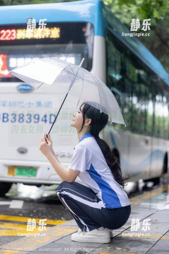 秀人网 - 内衣原图，龙泽美曦果然不愧是内衣女神，迷得我想去找找她的搭配灵感。