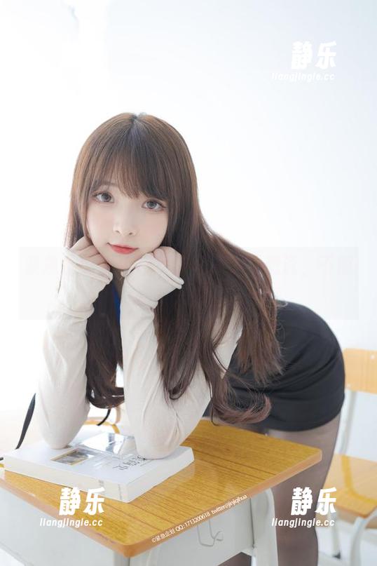 紧急企划 - 小恩女仆写真，只想说，干脆别做只做看。