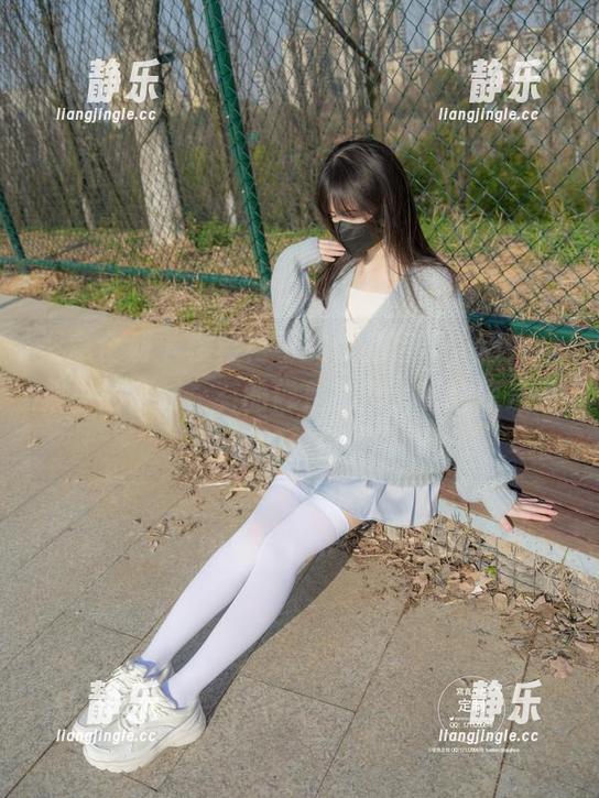 紧急企划-樱樱樱可 紧急企划 - 樱樱樱可的作品目录,厨娘合集里的食材,有的像是初恋,有的像是深夜的独白。