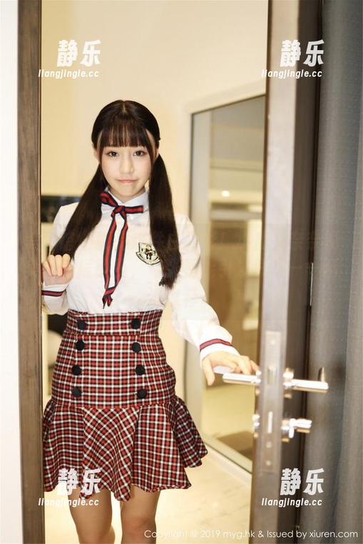 美媛馆-小魔女奈奈 美媛馆 - 就是这件白衬衫!小魔女奈奈的美图摇摇欲坠,每张都能引发联想——精选推荐。