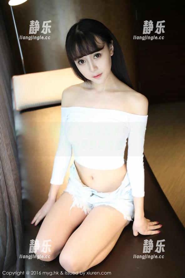 美媛馆-许诺 美媛馆 - 许诺在家吃冰淇淋——私拍套图中的夏季清凉感