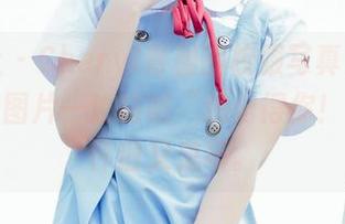 菠萝社 – Cheryl青树的校服写真，真想一边看图片一边咕哝“我记得你！”有些怀旧又鬼马。