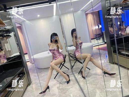 葛征 微密圈 - 壁纸锁定!葛征带你走进脚趾的美丽云端!