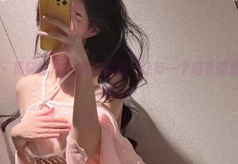 微密圈 – 葛征的JK合集，高清到让每一个细节都显得那么动人！