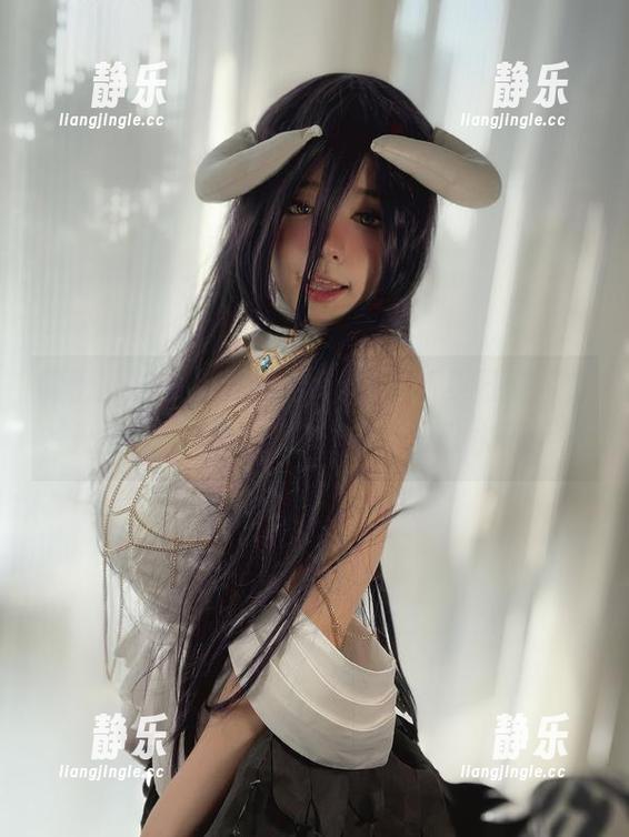 葱油饼er 微密圈 - 静待葱油饼er的最新夏日照片,期待中…哈哈,嘴里好像流口水了!