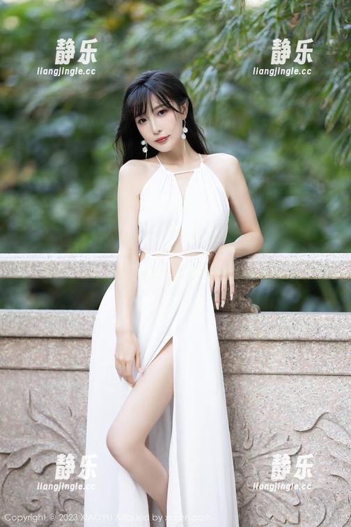 语画界-小蛮妖Yummy 语画界 - 小蛮妖Yummy的少女写真:原图里的她偷偷在撒娇嘛?