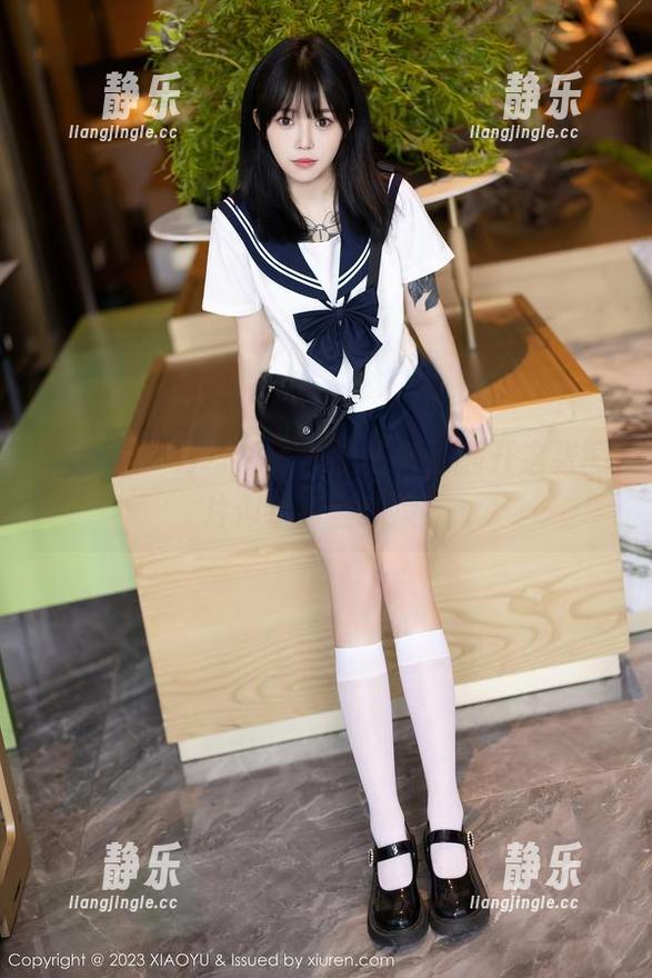 语画界-林子遥 语画界 - 好奇林子遥的秘密,翻开这张图片似乎有些线索?