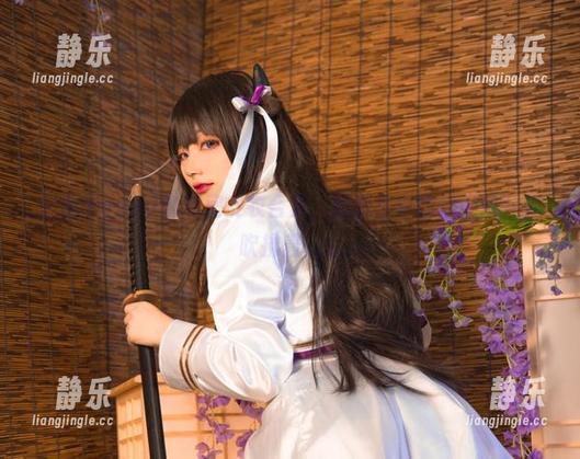 起起子vvvv 起起子vvvv的私房皮衣合集,我想象中的前卫风轻轻吹拂着......