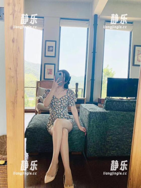 软妹小九九 微密圈 - 时尚牛仔裤里的软妹小九九,难道只是图库资源的借口?