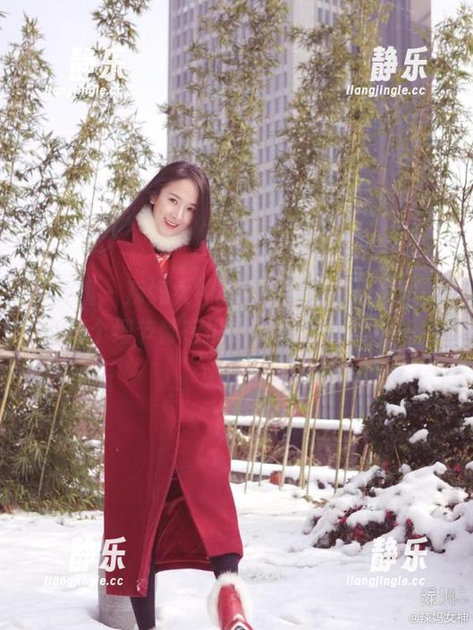 辣妈女神 微密圈 - 辣妈女神的内衣套图,原图里的每个细节都在挑战我的审美底线!