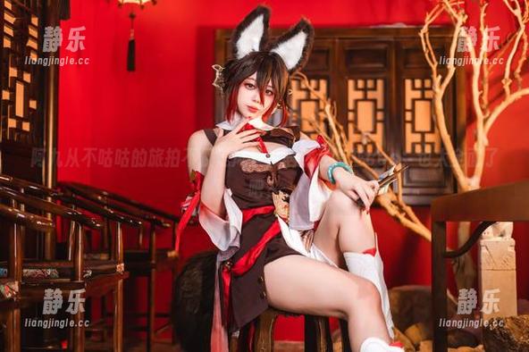 阿九从不咕咕 阿九从不咕咕的旅拍不仅是风景,居然还有些cos,也太全面了吧?