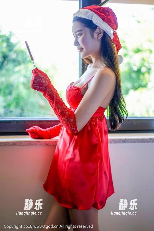 青豆客-颜浅浅Cindy 青豆客 - 颜浅浅Cindy镂空:这套写真简直是给眼睛开了个光,看到我都想叹气。