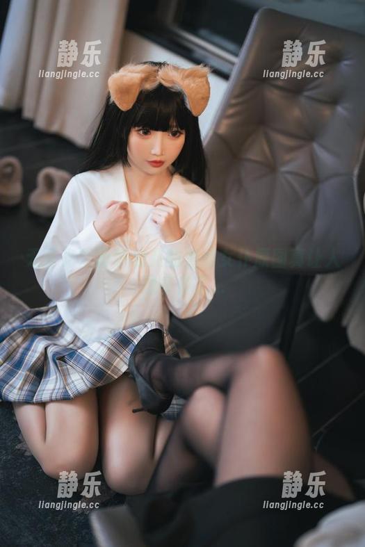 面饼仙儿 无圣光?面饼仙儿的黑丝女仆原图真让人想多多了...
