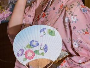 从未见过的定制茶会：黏黏团子兔的Lovesickgirls图片集